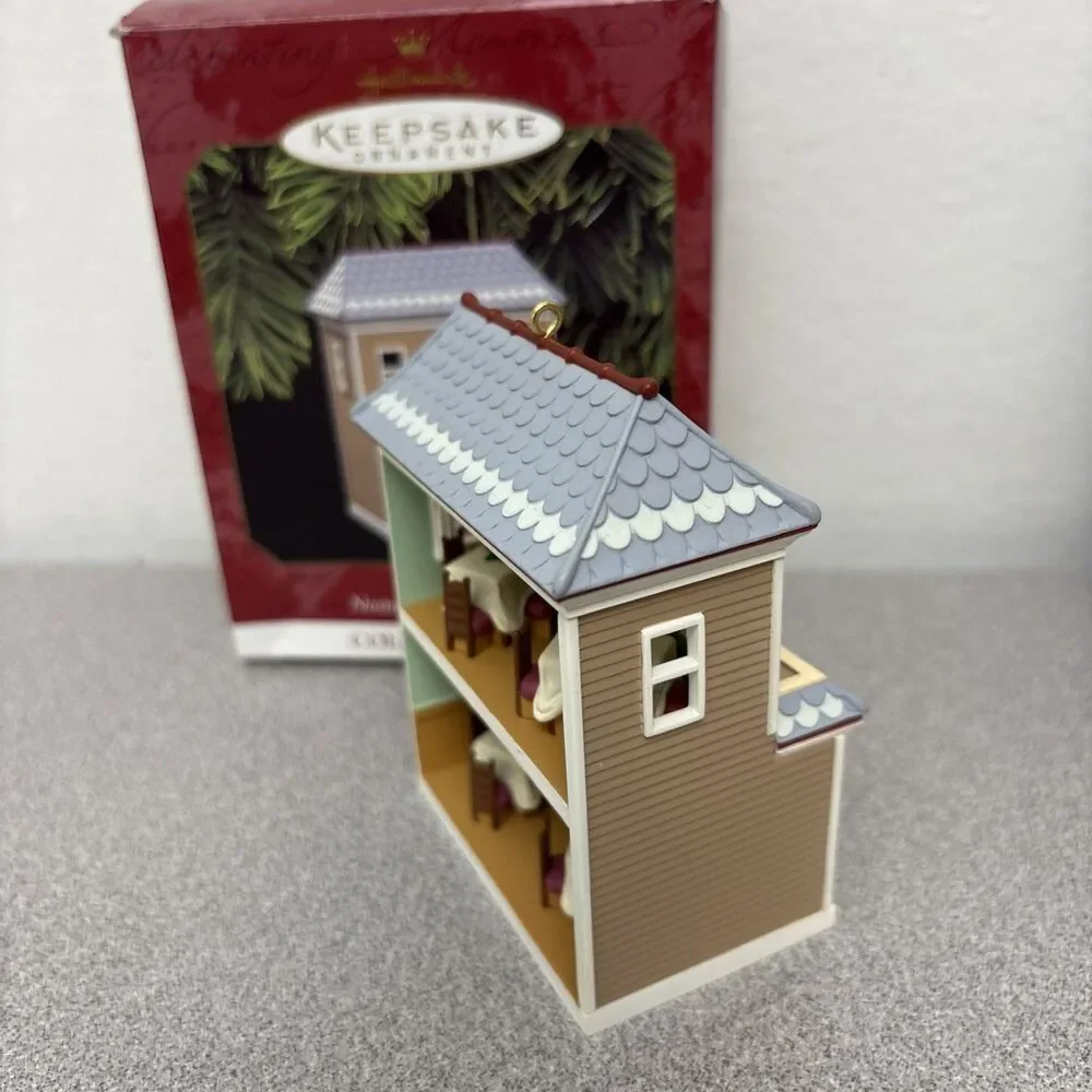 Hallmark Keepsake Ornament Nostalgic Houses & Shops Lot, Holiday Home And‎ Cafe